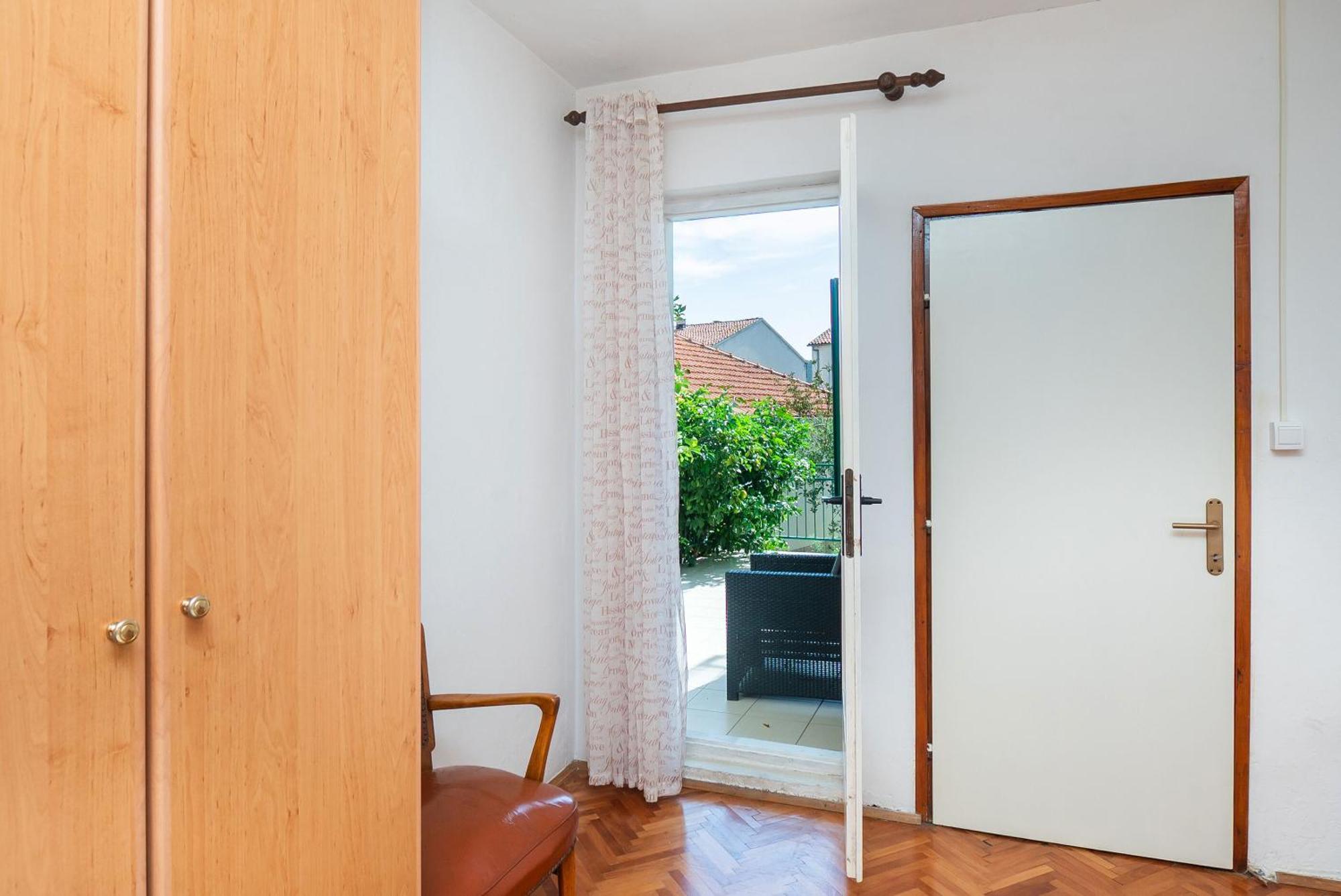 Apartments Polly Primošten Eksteriør billede