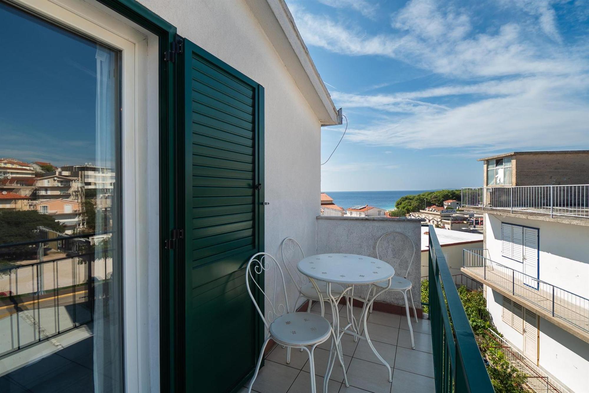 Apartments Polly Primošten Eksteriør billede
