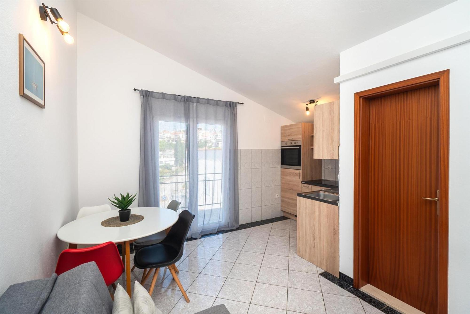 Apartments Polly Primošten Eksteriør billede