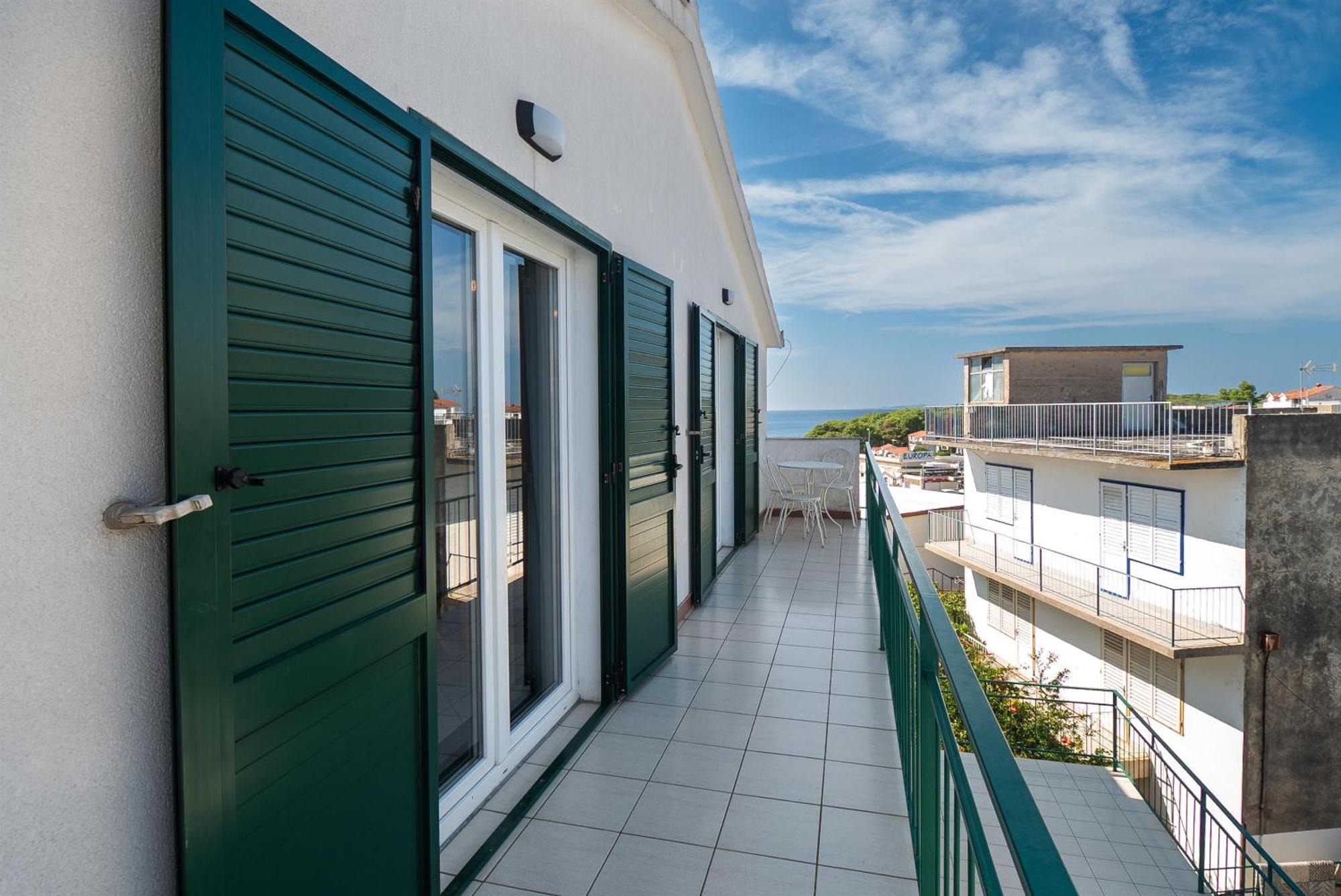 Apartments Polly Primošten Eksteriør billede