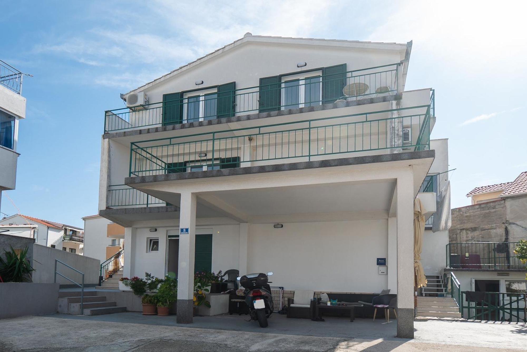 Apartments Polly Primošten Eksteriør billede